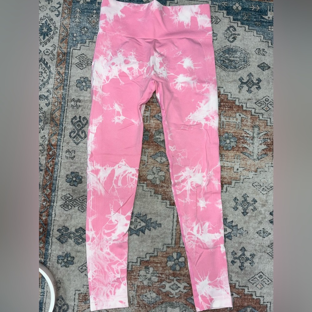 Naturyl Gemstone pink leggings